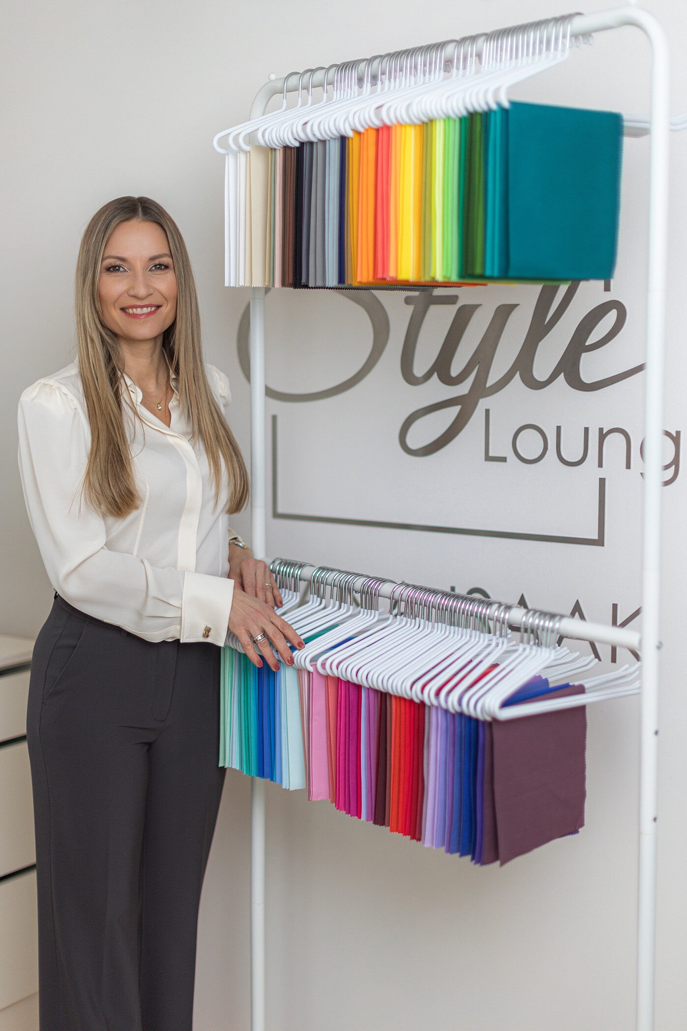 Diana-165-Final Professionelles Personal Branding Fotoshooting mit Colour Coach und Stylistin Diana Isaak.