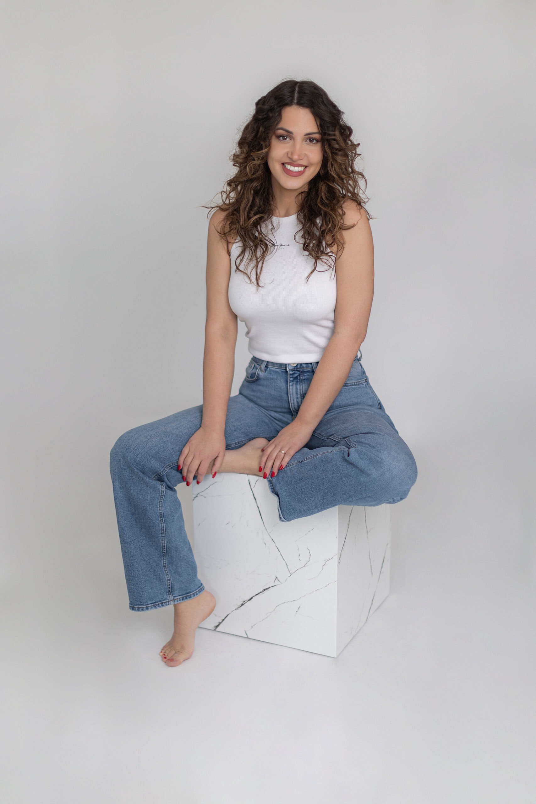 Sedcard Shooting im Studio mit weißem Hintergrund